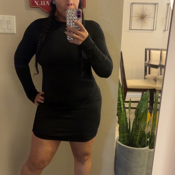 Dress - Picture 1 of 2